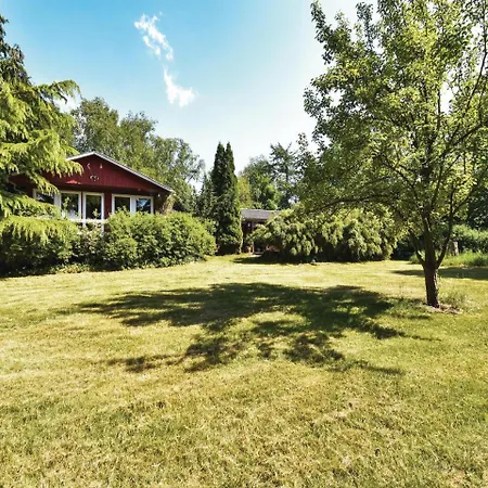 Five Bedroom Holiday In Holiday home Millinge